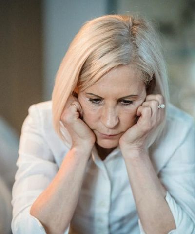 Why Perimenopause Symptoms Spike in Summer (And What Helps)