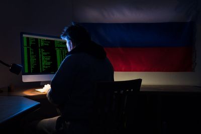Cyber criminals ‘posing as IT support staff to hack company computer systems’