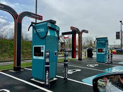 Electric Cars vs Petrol Cars: Which Saves More Money in 2026?