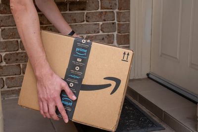 Amazon expands online grocery with same-day fresh food delivery