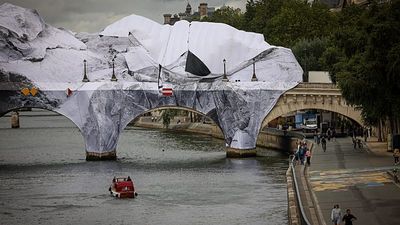 Paris: work under way on 'La Caverne du Pont Neuf', opening postponed indefinitely