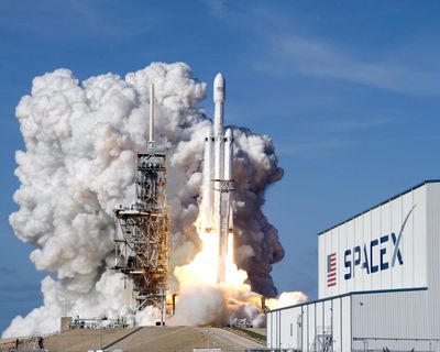 SpaceX will get off the ground – but a descent from a silly valuation must follow