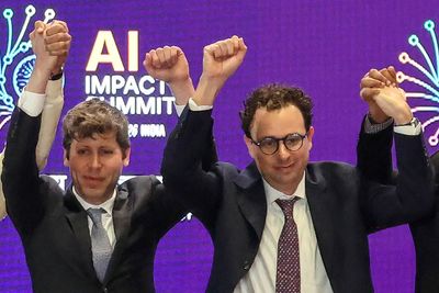 Sam Altman joins rivals in call to prevent AI-developed bioweapons
