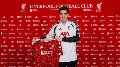 Andoni Iraola Manages Expectations in First Message As New Liverpool Manager