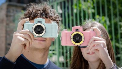 Sprocket Rocket panoramic analog compact camera gets fresh new colors – and ensures none of your film gets wasted!