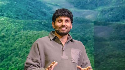 I asked NotebookLM to coach me like Jay Shetty — it exposed what ChatGPT missed