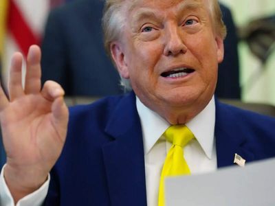 Trump unveils $700 million coal support plan using emergency powers