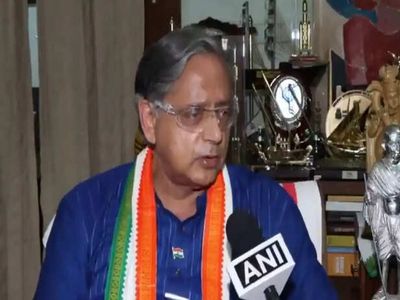 You’re Not Cockroaches”: Shashi Tharoor’s Powerful Message to Gen Z