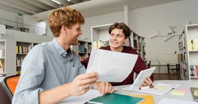 International career institute at 20: What longevity signals in modern distance learning