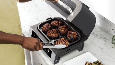 5 tips for grilling in your apartment without triggering the smoke alarm