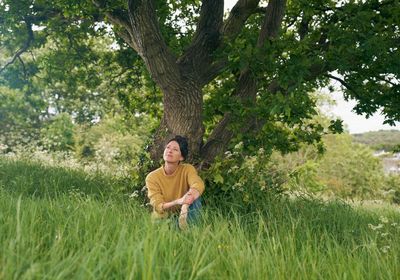 Experience: I sat under an oak tree every day for a year