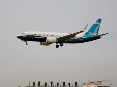 Boeing weighs 737 ramp-up to approach Airbus production targets, Air Current reports