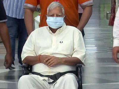 Bihar government withdraws Z-plus security cover of Lalu Prasad Yadav, Rabri Devi following security review for VIPs