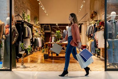 The simple rule that experts say can help you stop impulse spending