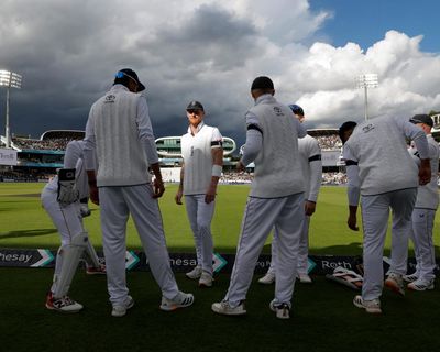 England v New Zealand: first men’s cricket Test, day two – as it happened