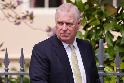 Andrew Mountbatten-Windsor photographed with huge bruise on his face