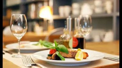 The great food delivery reset: How small restaurants are challenging commission-driven delivery models