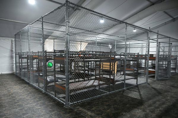 ‘Alligator Alcatraz’ detainees say guards deny them food and clean water until they sign English documents