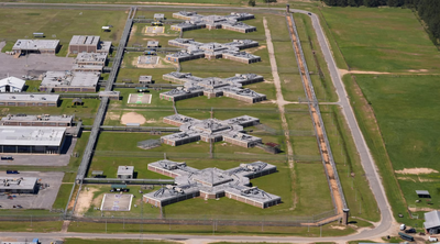 Internal DHS Report Noted Use of Excessive Force, Unsanitary Conditions at ICE Detention Center in Louisiana
