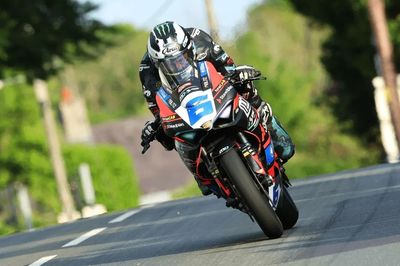 Isle of Man TT 2026: Michael Dunlop secures tenth consecutive Supersport win