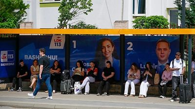 Kosovo's former president urges compromise to break political deadlock ahead of election
