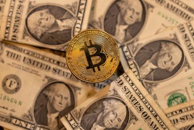 Bitcoin soon to become a thing of the past? What is wrong with world's largest cryptocurrency which hit record highs above $125,000 a few months back?