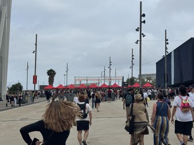 Primavera Sound Recap Days 1 & 2: Wet Leg Kicks Off the Festival and Geese Performs Through the Rain