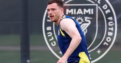 EPL boss declares his 'love' for Scottish players as Celtic-linked ace finds new club
