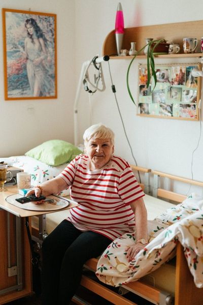Hospital-at-Home: The Medicare Option Few Seniors Know About