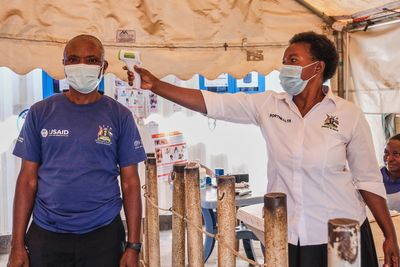 Uganda closes Congo border over Ebola outbreak fears