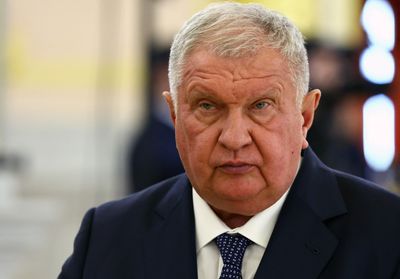 Rosneft Chief Says US Energy Firms Gain From Strait Of Hormuz Closure Amid Global Oil Disruption