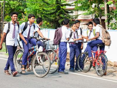 Nearly 150 students of aided school in Kerala's Wayanad fall ill; 38 hospitalised
