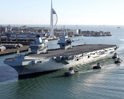 MoD reports ‘minor technical issue’ with aircraft carrier docked in Norway