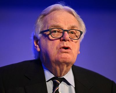 ‘Free of the shackles’: Michael Grade’s GB News defence raises concerns over relaxing of Ofcom rules