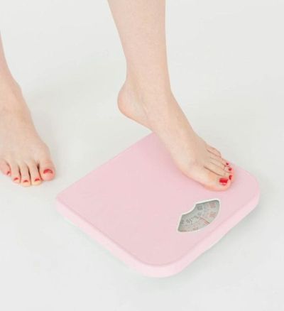 The Hidden Reason Women Gain Weight in Summer Despite Eating Less