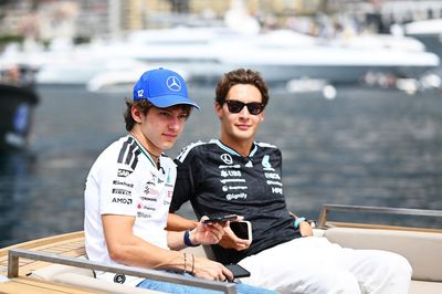 Two worrying trends for George Russell as Kimi Antonelli keeps starring in F1 2026