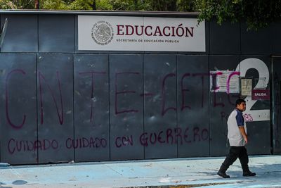 Mexico CNTE Teachers' Union Reject Government Offer, Prepare for 2026 World Cup Protests