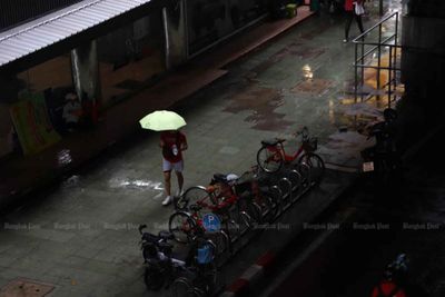 Very heavy rain forecast in North, Northeast, flood warnings