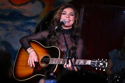 That did impress me much: Shania Twain stuns fans at intimate east London pub gig