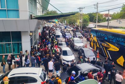 Hoteliers: Online car registration needed to reduce queues at Sadao border