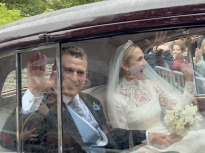 Who Is Harriet Sperling? NHS Paediatric Nurse and Single Mother Marries Peter Phillips