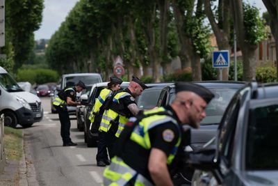 France protests: Why are thousands people taking to the streets?