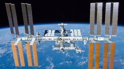 NASA Orders Emergency Safe Haven Drill as Persistent Air Leaks Force a Tense ISS Standoff