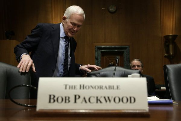 Former Republican Senator who resigned after sexual harassment scandal dies at 93