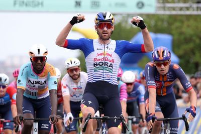 Brussels Cycling Classic: Jordi Meeus wins tight sprint after hectic finale