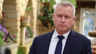 Cross balance-of-power MPs give premier deadline