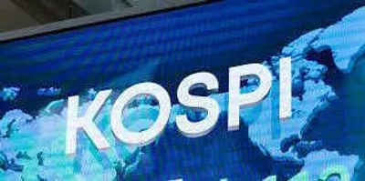 Kospi ends 8% lower as chip rout deepens; Samsung, SK Hynix crash up to 10%