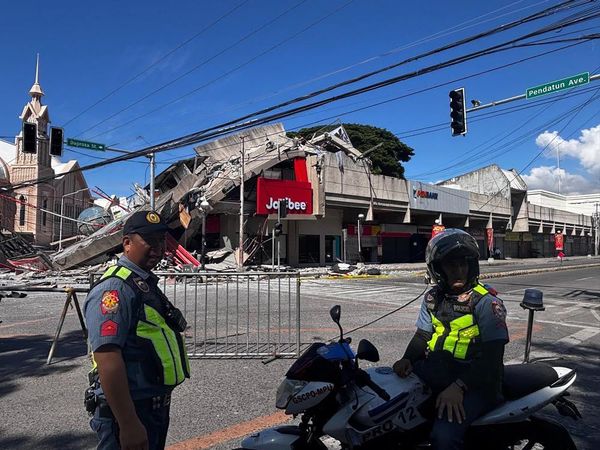 Powerful earthquake in southern Philippines leaves at least 19 dead