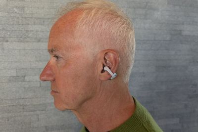 These new earbuds solve the biggest problem with in-ear headphones