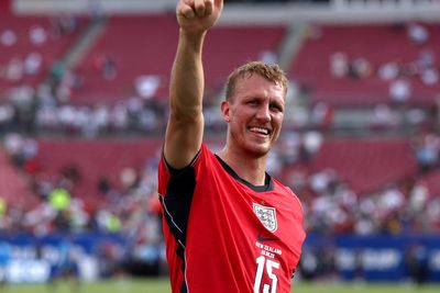 Disney World trip helps England defender Dan Burn prepare for the World Cup